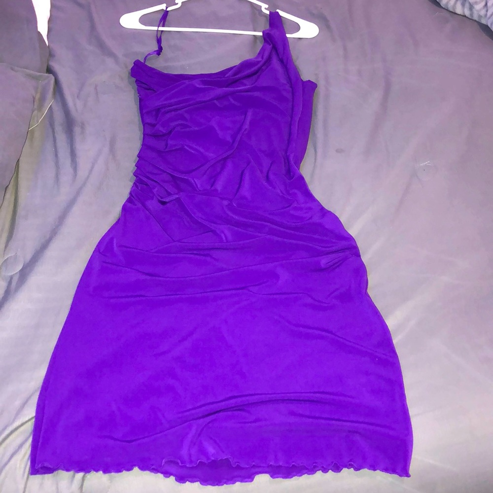 purple bodycon mini dress (one shoulder)